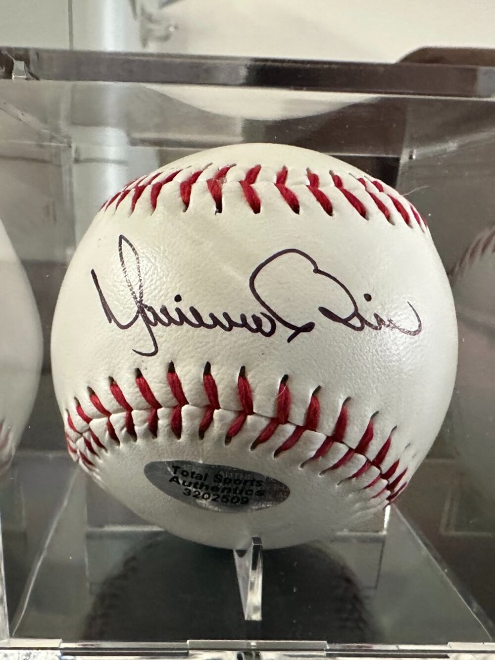 MARIANO RIVERA SIGNED NEW YORK YANKEES HOF AUTOGRAPHED BASEBALL W/COA 921